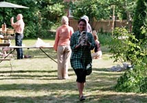 tonarbeit-im-garten